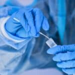 Nova studija pokazuje da se COVID-19 može vratiti čak i kod ljudi koji nisu uzimali Fajzerov Pakslovid