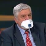 Dok je Kon na plaži Tiodorović zagovara: Moramo se zaštititi, primite četvrtu dozu