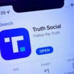Gugl ne dozvoljava Trampovu aplikaciju Truth Social u Play prodavnici