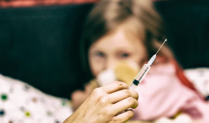  SUD u Kanadi prvi put stao na stranu slobode! Devojčica (12) ne mora da se vakciniše protiv COVID-a uprkos insistiranju njenog OCA