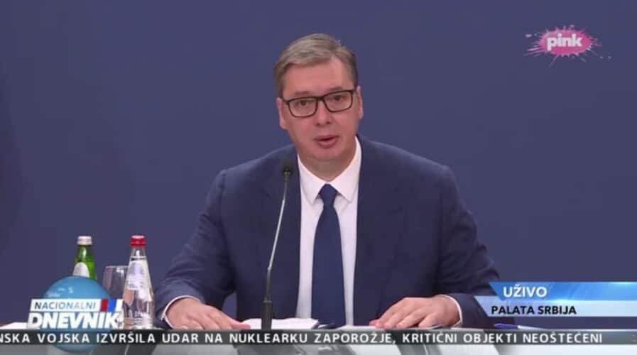  Vučić priznao da mu se gade Vučićević i Đukanović: Grozni su oni koji tukući pedere bore se protiv pedera u sebi