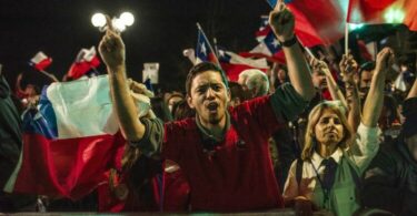 Pobeda ČILEANACA! Rekli NE novom Ustavu kojeg "kao da" su u Davosu sastavljali globalisti