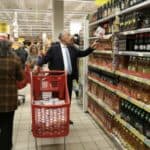 Grci smanjuju kupovinu hrane kako bi platili račune