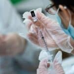 Internacionalna grupa medicinskih stručnjaka UPOZORAVA i poziva na istragu SMRTNIH SLUČAJEVA nastalih zbog COVID vakcina