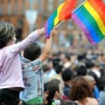 Ministarstvo prosvete ODOBRILO: Osnovcima u Srbiji se promoviše DŽENDER IDEOLOGIJA