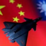 Kinezi nastavljaju manevre u blizini Tajvana