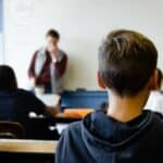 Evo nas ponovo: CDC izdaje zdravstveno upozorenje pedijatrima i roditeljima o retkim, ozbiljnim respiratornim bolestima koje pogađaju decu