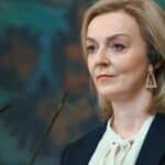 Ko je nova premijerka Velike Britanije! "Wanna be" čelična lejdi koja preti Rusiji i želi da očisti Balkan od ruskog uticaja