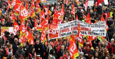 Štrajkovi i protesti u Francuskoj zbog inflacije i penzione reforme