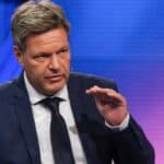 Nemački ministar finansija tvrdi da će kompanije morati da prestanu da proizvode, ali da neće bankrotirati ove zime