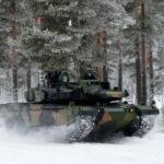 Poljska se naoružava: 9 milijardi dolara za avione, tenkove i haubice