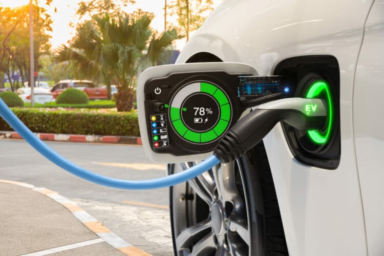  Nemačka: Budućnost električnih automobila dovedena u pitanje zbog povećanja cena struje