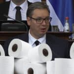 Za slučaj nestanka toalet papira- Vučić izjavio da piše memoare koje će izdati 2026/27