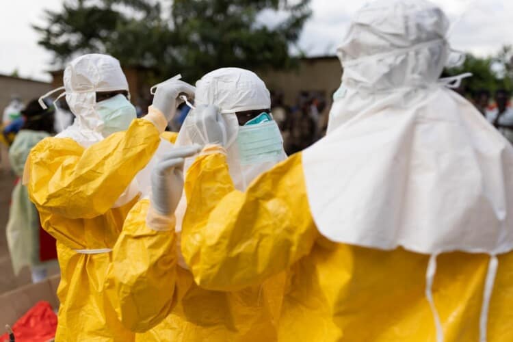 UGANDA: Zbog Ebole uveden policijiski čas