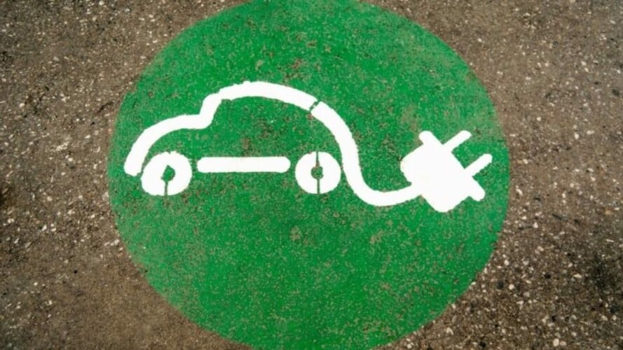 ZVANIČNO! Evropska Unija zabranjuje vozila sa motorima na unutrašnje sagorevanje