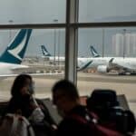 Hong Kong poklanja 500.000 besplatnih avionskih karata- Pukao im turizam zbog kovid tiranije