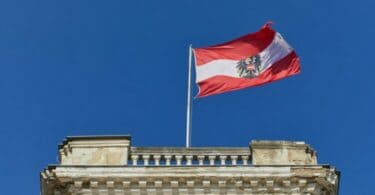 Austrijanci žele da zvanični Beč odustane od antiruskih sankcija, ne žele u NATO