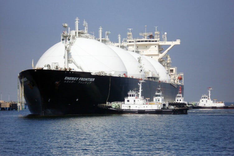  Blumberg: Kina prestaje da preprodaje tečni prirodni gas stranim kupcima