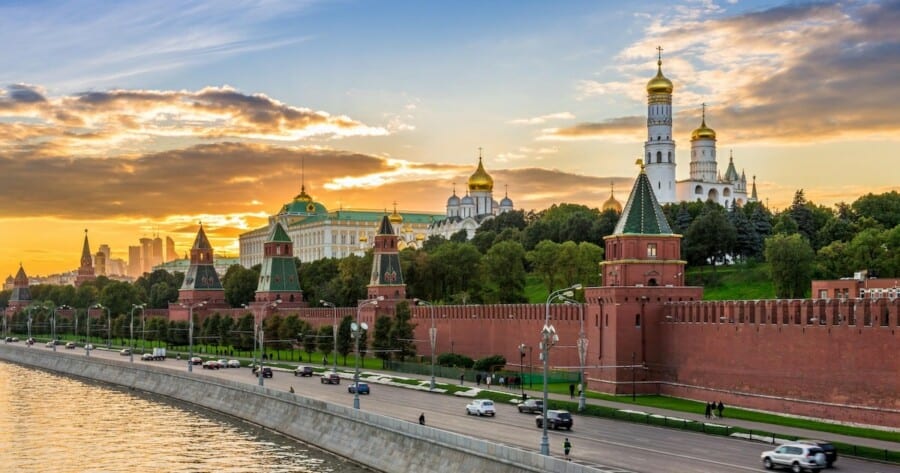  Newsweek: Bajden je suviše oprezan sa Rusijom, treba sprovesti „obezglavljujući udar po Putinu u srcu Kremlja“