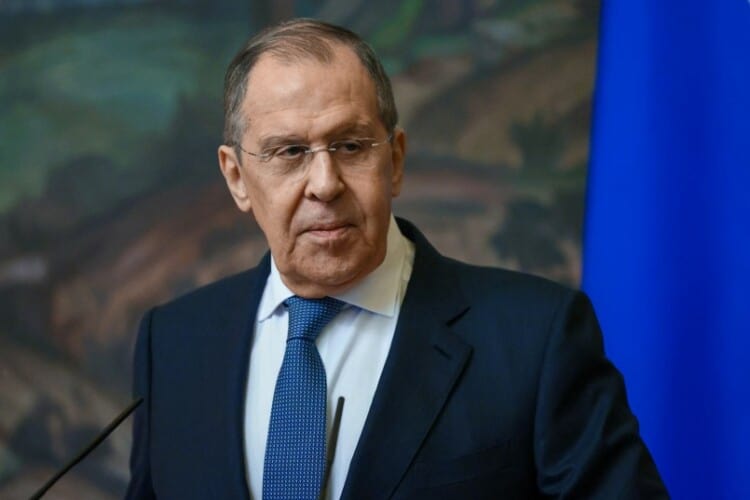  Lavrov: Rusija će pokrenuti u UN pitanje o pripremi „prljave bombe“