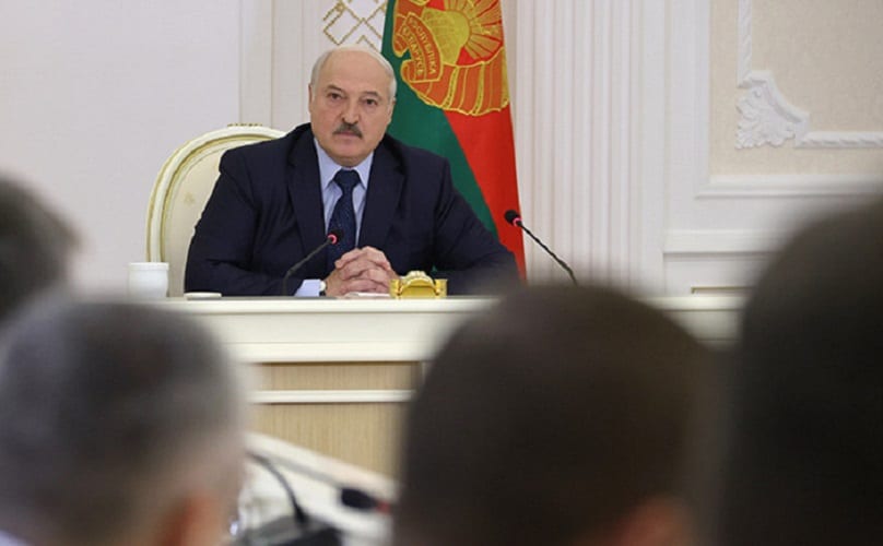  Aleksandar Lukašenko dekretom zabranio povećanje cena svih proizvoda i usluga
