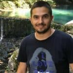 ODMAH da se objave imena LEKARA zbog kojih je preminuo mladić! Probušili mu creva i plućno krilo a sada se kriju ODGOVORNI