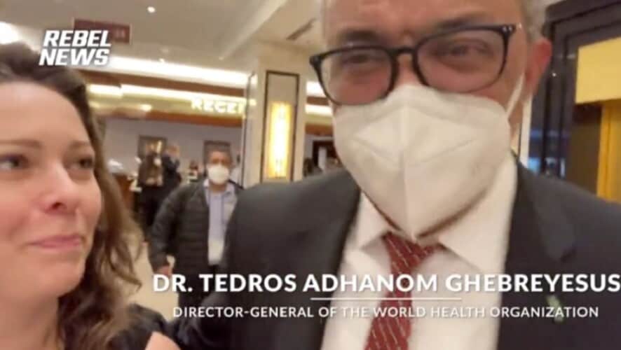 Uspaničeni direktor SZO beži kada mu se postavljaju prava pitanja o zatvaranju usled Covid-a(VIDEO)