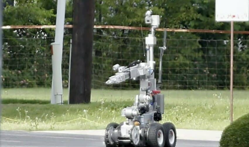  Kalifornija: Policija dobija robote u stilu terminatora sa sve sačmarom