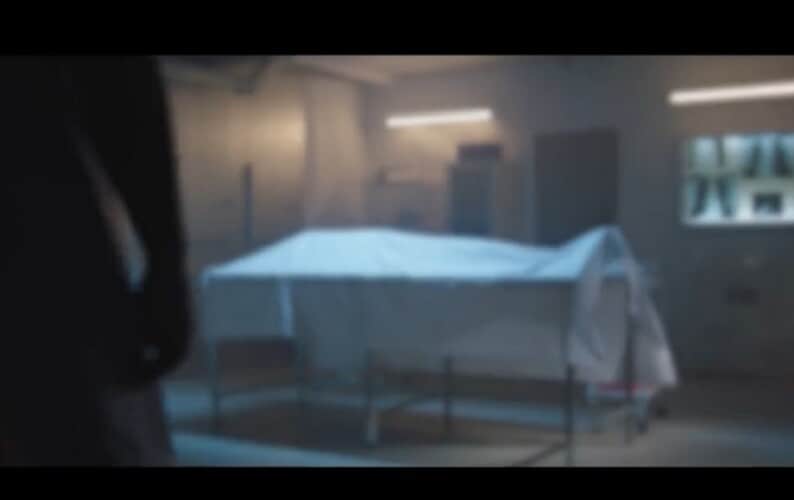  Novi trejler Stjua Pitersa za dokumentarni film „Iznenada preminuo“ odmah postao viralan(VIDEO)