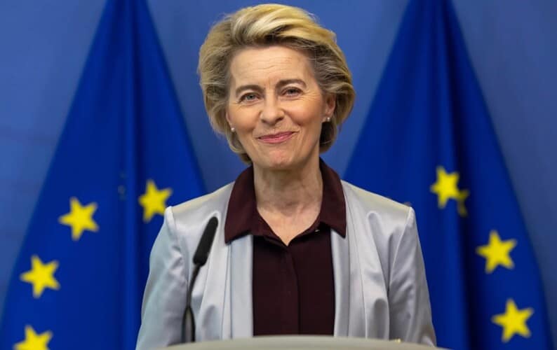  U doba krize birokrate Evropske unije sebi povećavaju platu, najviše profitira Ursula Fon der Lajen