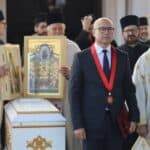 Nisu poznate njegove zasluge! Porfirije odlikovao Miloša Vučevića