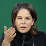 Analena Berbok ZAPENILA od besa jer je Mađarska blokirala paket pomoći Ukrajini! Berlin sprema UCENU za Budimpeštu