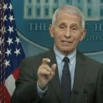 „Nemam šta da krijem“, kaže Fauči, dok kritikuje onlajn „dezinformacije“ na poslednjoj konferenciji za štampu