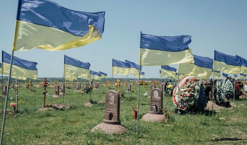  Šef Evropske komisije: Ukrajina izgubila oko 100.000 vojnika u ratu