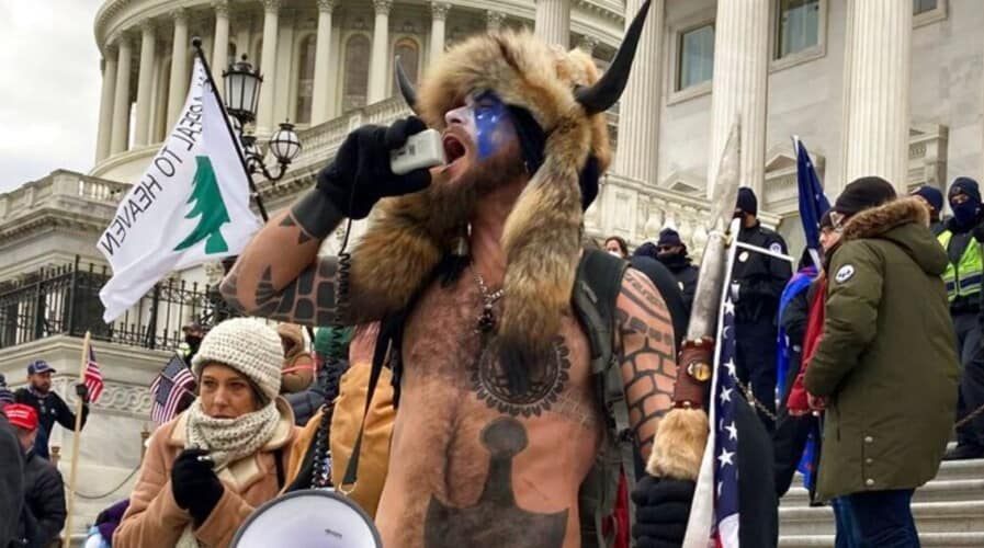 TRAMP tužio komisiju Predstavničkog doma koja istražuje nerede na Kapitolu