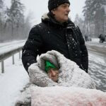 Sve zbog predsednika koji svira klavir uz pomoć penisa! Ukrajince čeka potpuni MRAK, najgora zima a Evropu veliki talas ukrajinskig migranata