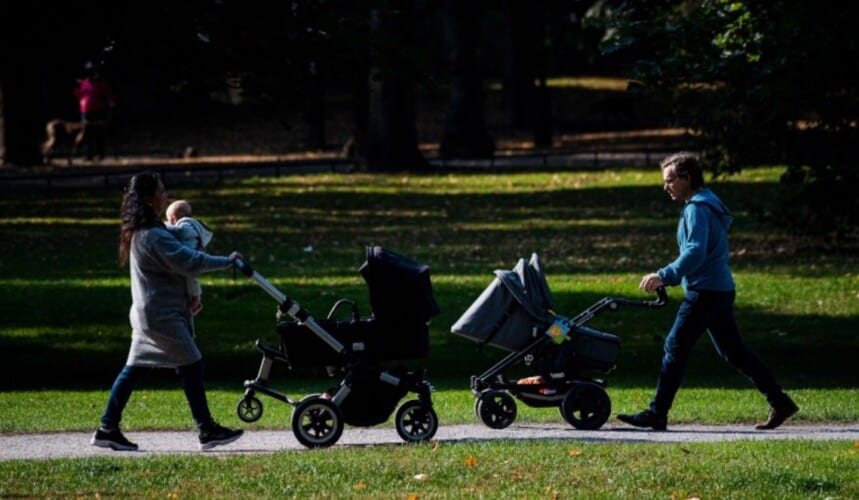 ŠVEDSKA: Fertilitet nacije na najnižem nivou, rađaju se samo AFRIKANCI I ARAPI