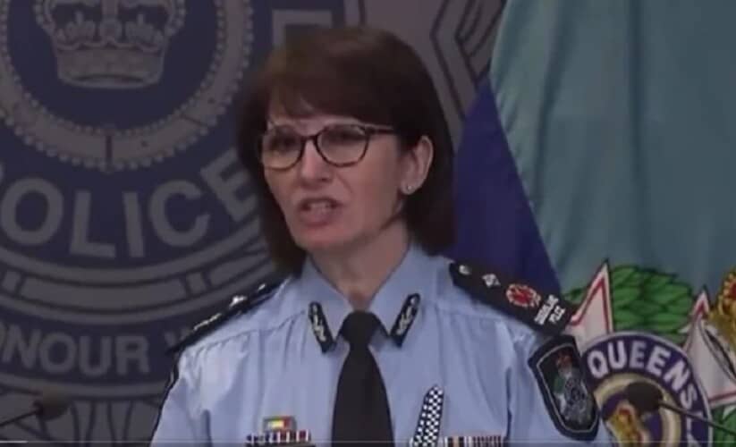  Tiranija: Australijski policajci zahtevaju od javnosti da cinkare susede koji su „anti-vladini ili veruju u teorije zavere o COVID-19“