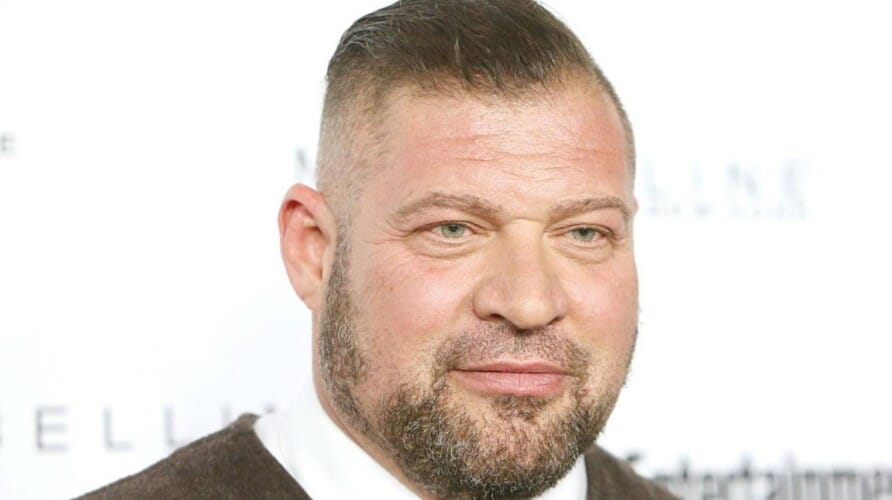 Budi odgovoran, vakciniši se?! HOLIVUDSKI glumac "iznenada" preminuo u snu