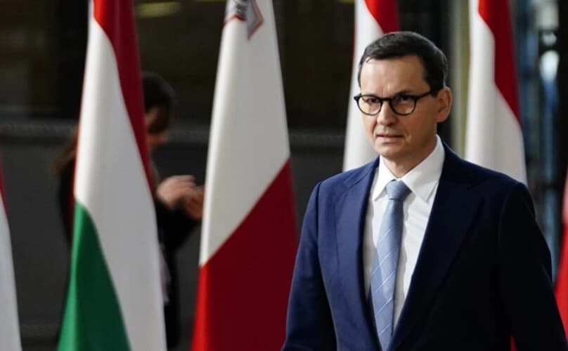  Poljski premijer progovorio protiv EU, rekao da će vratiti Evropu u „Uniju domovina“
