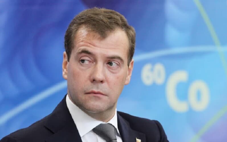  Medvedev o tome što Ukrajina odbija da pregovora: Rusija će svoj posao završiti do kraja