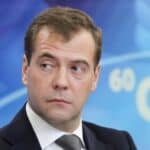 Medvedev: Što je zemlja beznačajnija i što je njen lider gluplji, to su ambicije veće