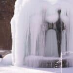 U AMERICI prava kataklizma: Na Istoku snežna oluja a na Zapadu polave i klizišta