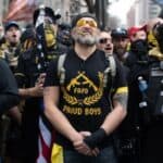 SAD: Otkazana LBGT indoktrinacija dece! Tranvestiti planirali druženje sa učenicima a onda se pojavile NAORUŽANE PATRIOTE