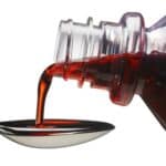 Više od 200 dece u Indoneziji umrlo nakon korišćenja sirupa protiv kašlja