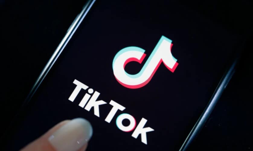  DIREKTOR CIA se obrušio na TikTok- Traži se hitna zabrana kineske aplikacije