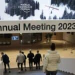 Bahati, pijani i drogirani! Ženama koje dolaze u Davos se savetuje da se ne kreću same zbog SEKSUALNOG UZNEMIRAVANJA