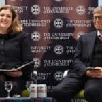 BIL GEJTSOVA ministarka poziva Crkvu Engleske da prihvati GEJ BRAKOVE