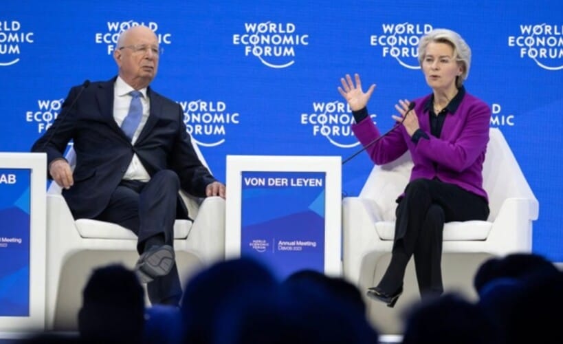  “GLOBALIZAM je umro a samit u Davosu je bila CEREMONIJALNA SAHRANA”