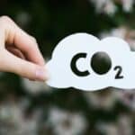 VELIKI RESET! Nemački naučnik kaže da je potrebno ograničiti emitovanje CO2 kod svakog pojedinca na planeti